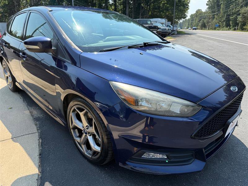 Used 2016 Ford Focus ST image 7