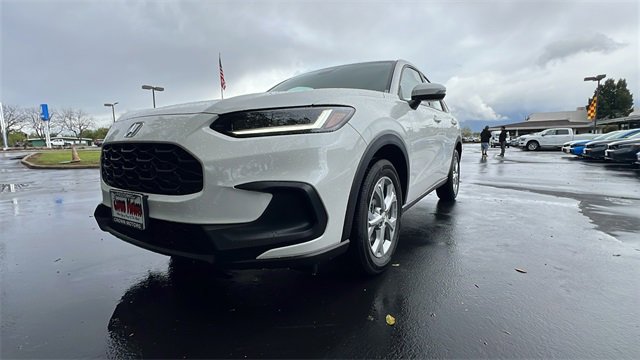 New 2025 Honda HR-V LX image 10
