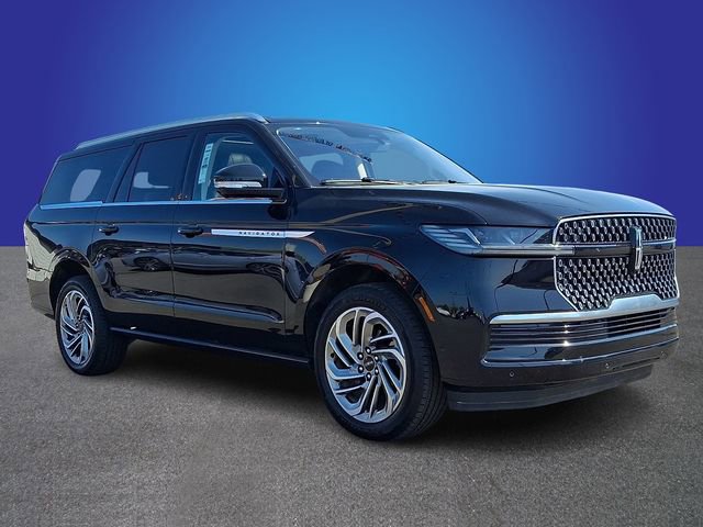 Certified 2025 Lincoln Navigator L Reserve AWD/4WD image 3