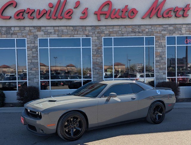 Used 2018 Dodge Challenger SXT Plus image 1