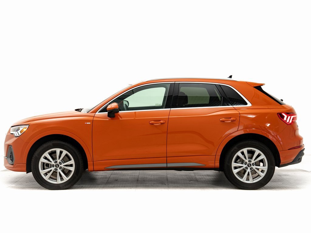 Used 2023 Audi Q3 2.0T Premium Plus w/ Premium Plus Package image 29