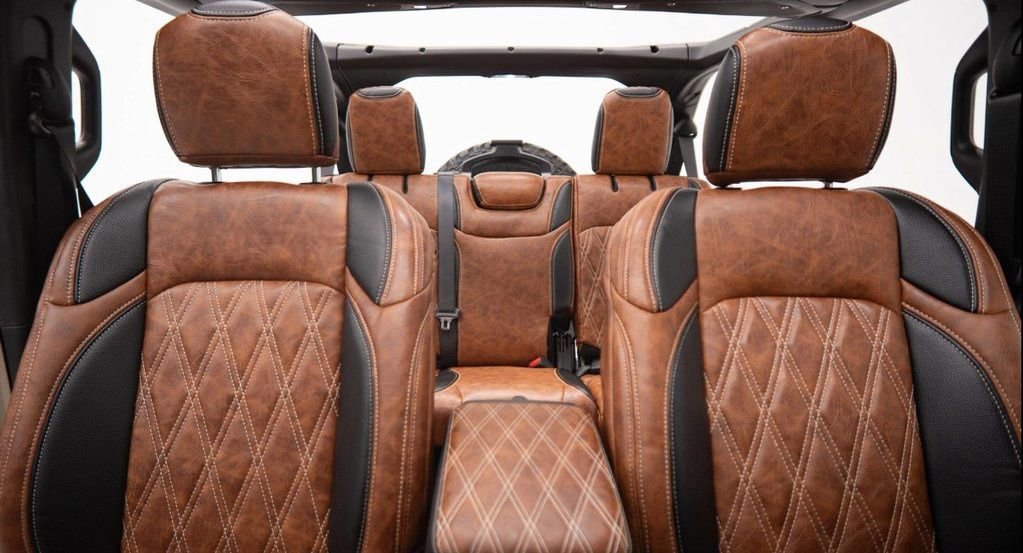 Used 2025 Jeep Wrangler Sport image 20