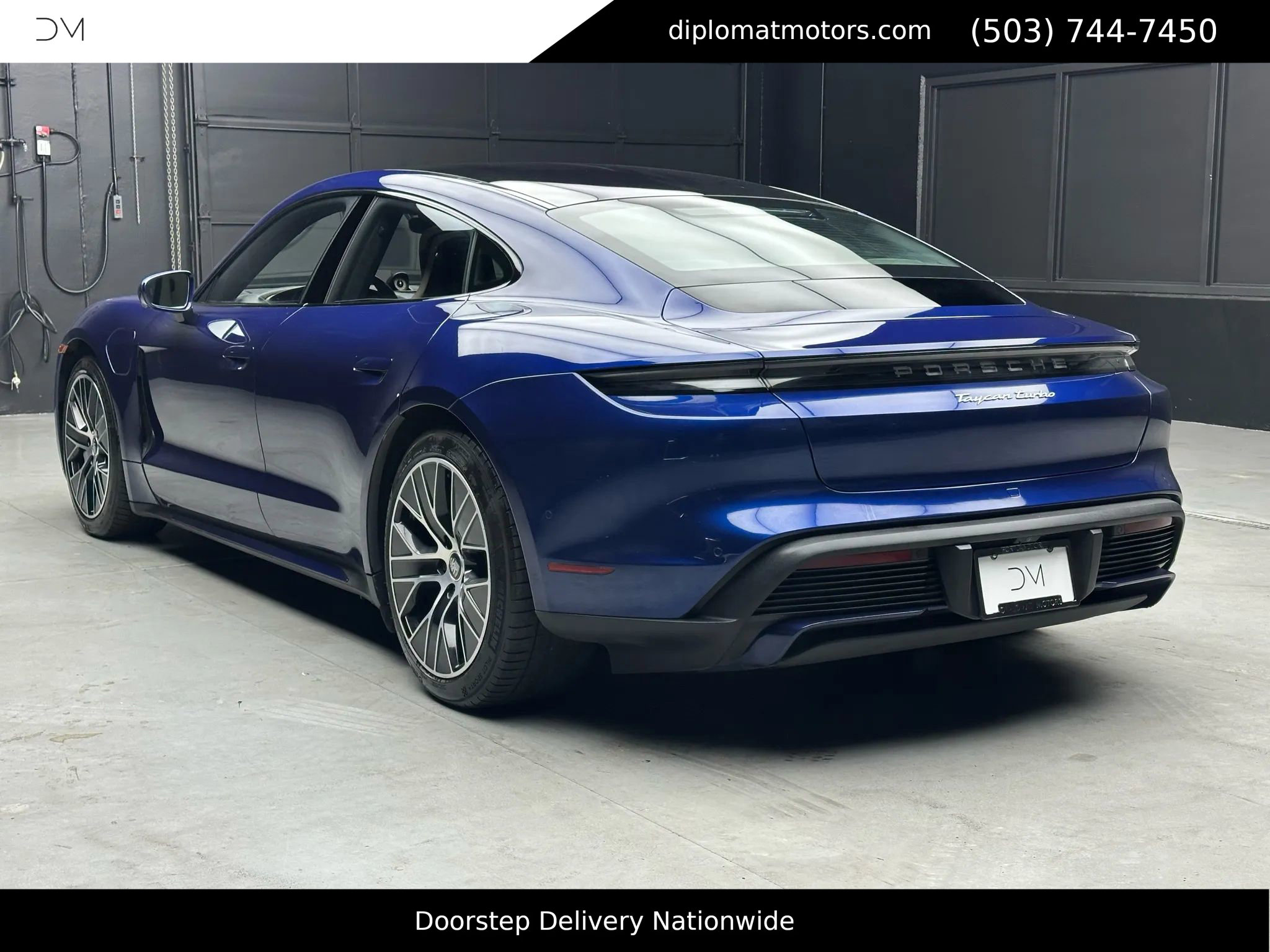 Used 2020 Porsche Taycan image 5
