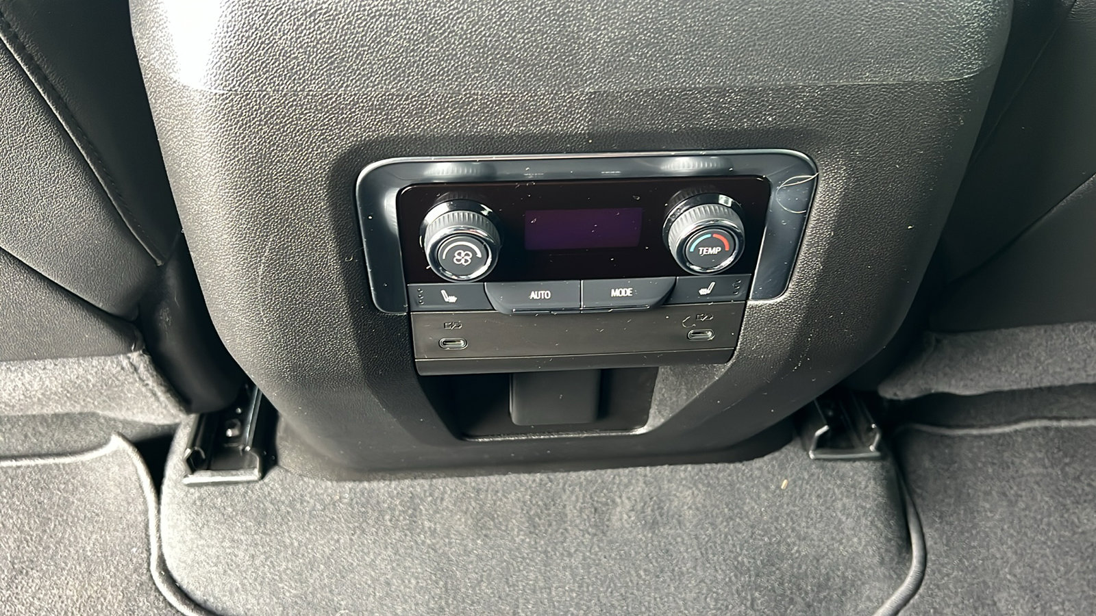 Certified 2025 Chevrolet Tahoe Z71 w/ Comfort Package image 19