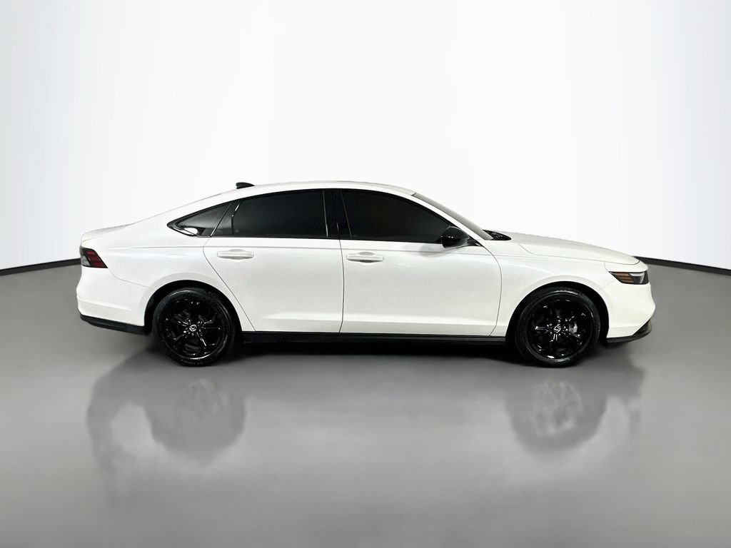 Used 2025 Honda Accord SE image 7