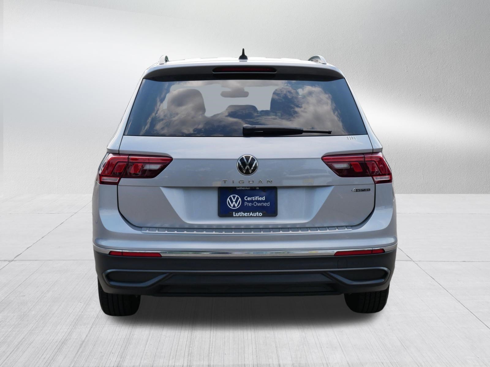 Used 2022 Volkswagen Tiguan S AWD/4WD image 6