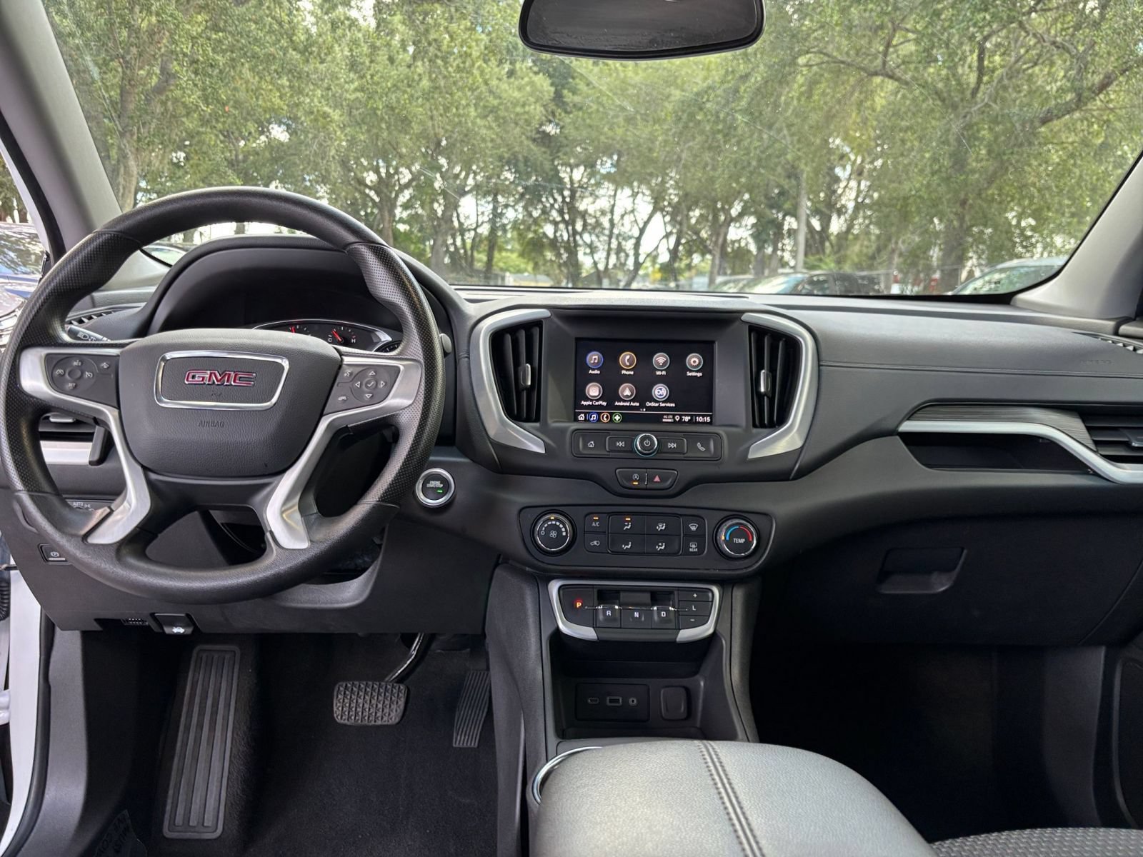 Used 2024 GMC Terrain SLE FWD image 31