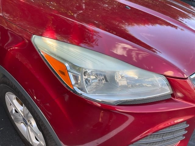 Used 2014 Ford Escape SE FWD image 2