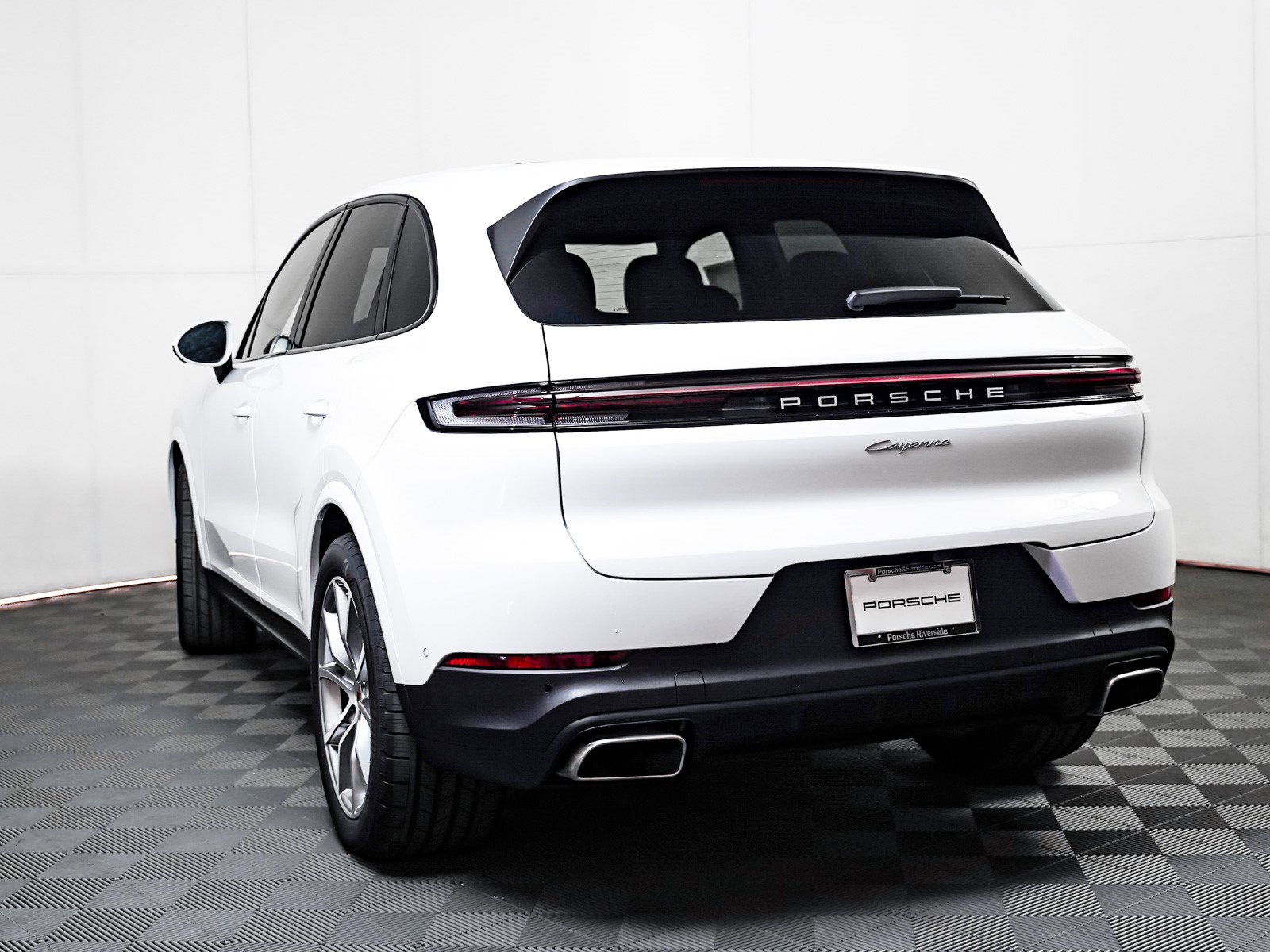 New 2026 Porsche Cayenne image 3