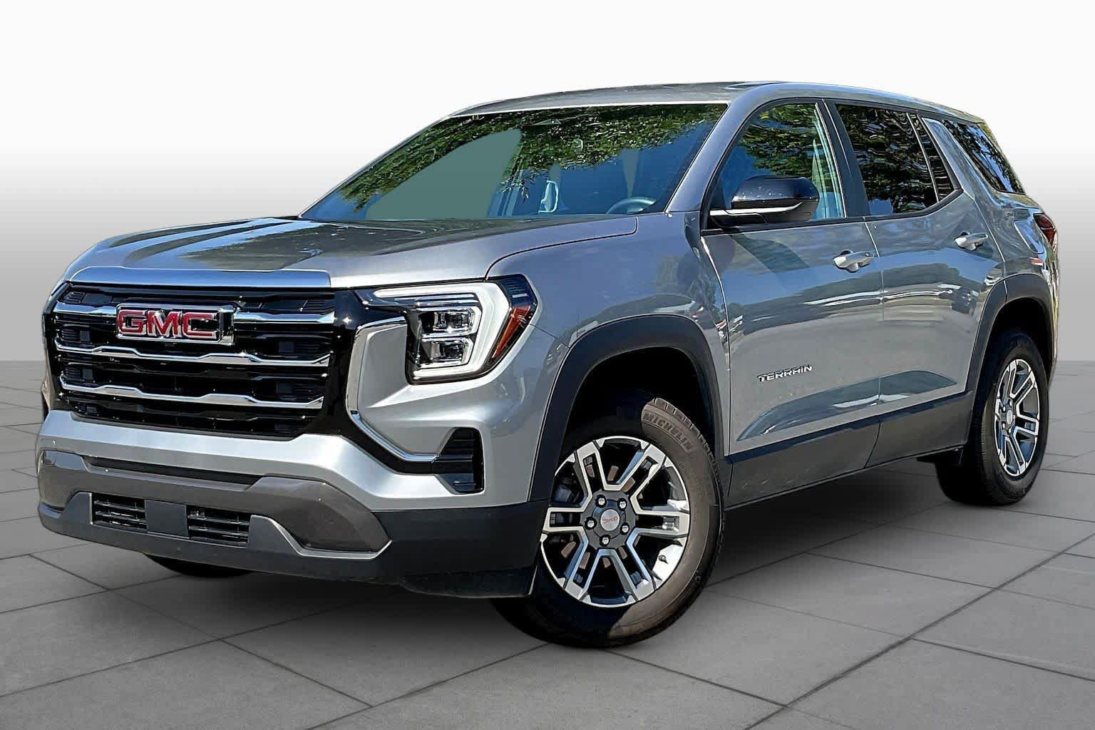 Used 2026 GMC Terrain Elevation
