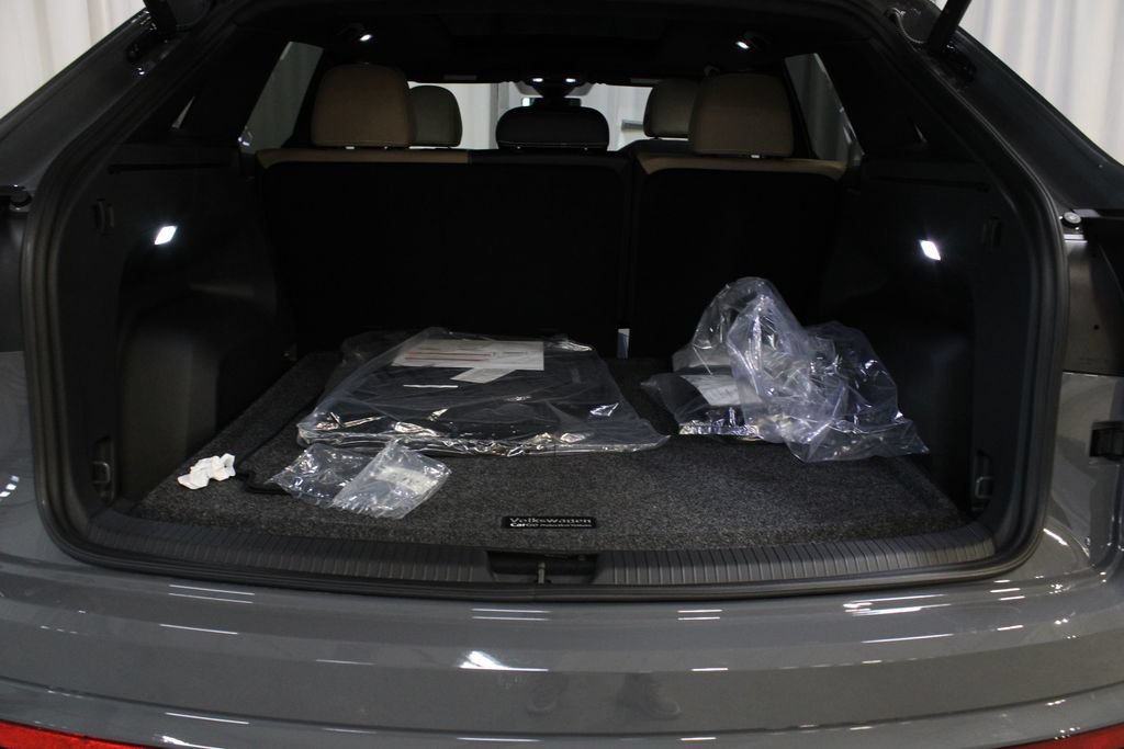 New 2026 Volkswagen Atlas Cross Sport SE AWD/4WD image 30