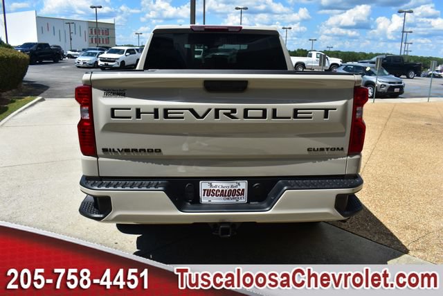 New 2026 Chevrolet Silverado 1500 Custom w/ Turbomax Blackout Package AWD/4WD image 8
