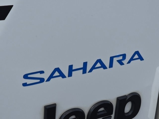 Used 2023 Jeep Wrangler Altitude image 26