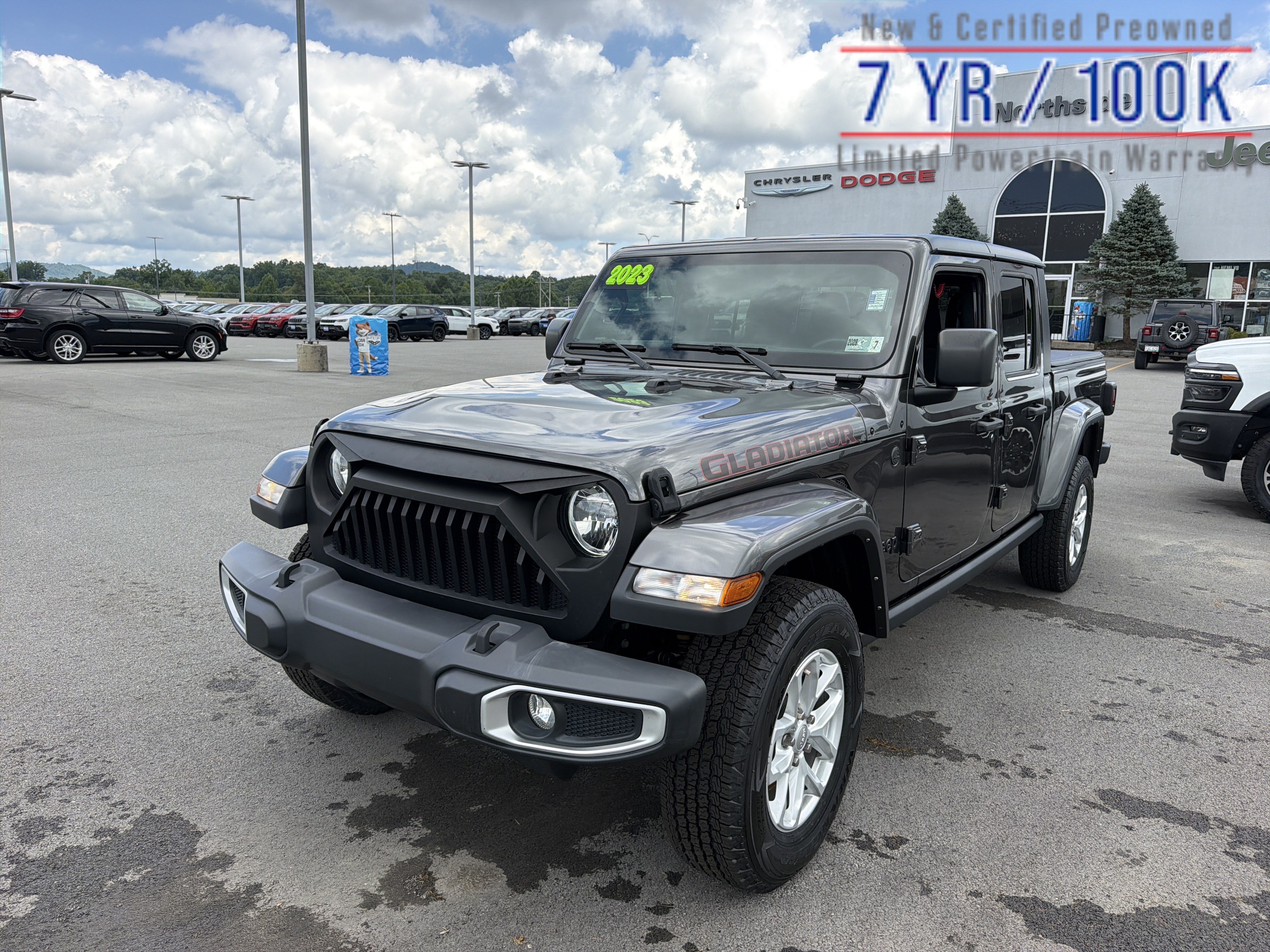 Used 2023 Jeep Gladiator Sport AWD/4WD image 1