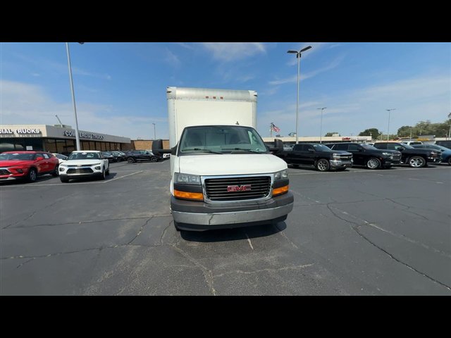 Used 2019 GMC Savana 3500 w/ Power Convenience Package RWD image 4