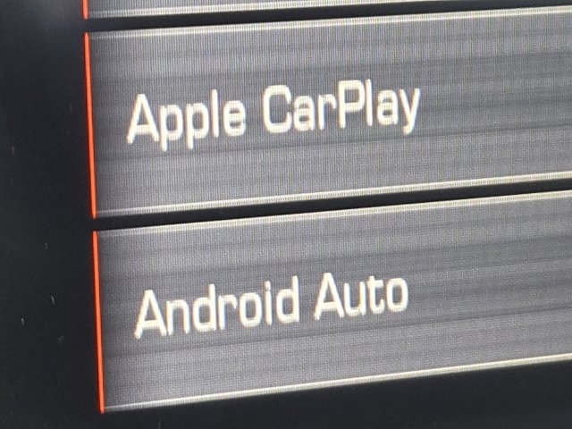 Used 2015 GMC Yukon XL SLE w/ Convenience Package image 3