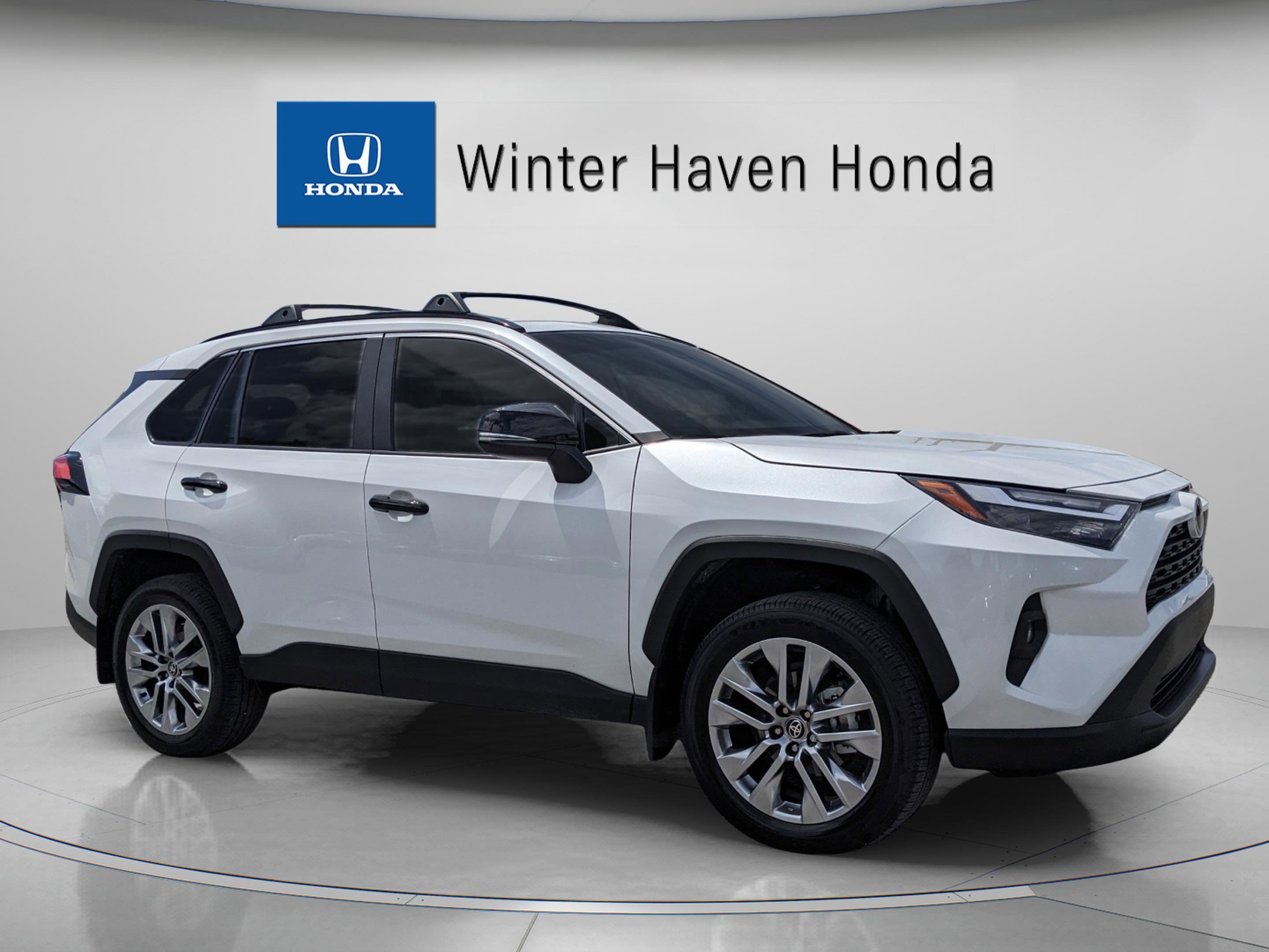Used 2025 Toyota RAV4 XLE Premium FWD image 1