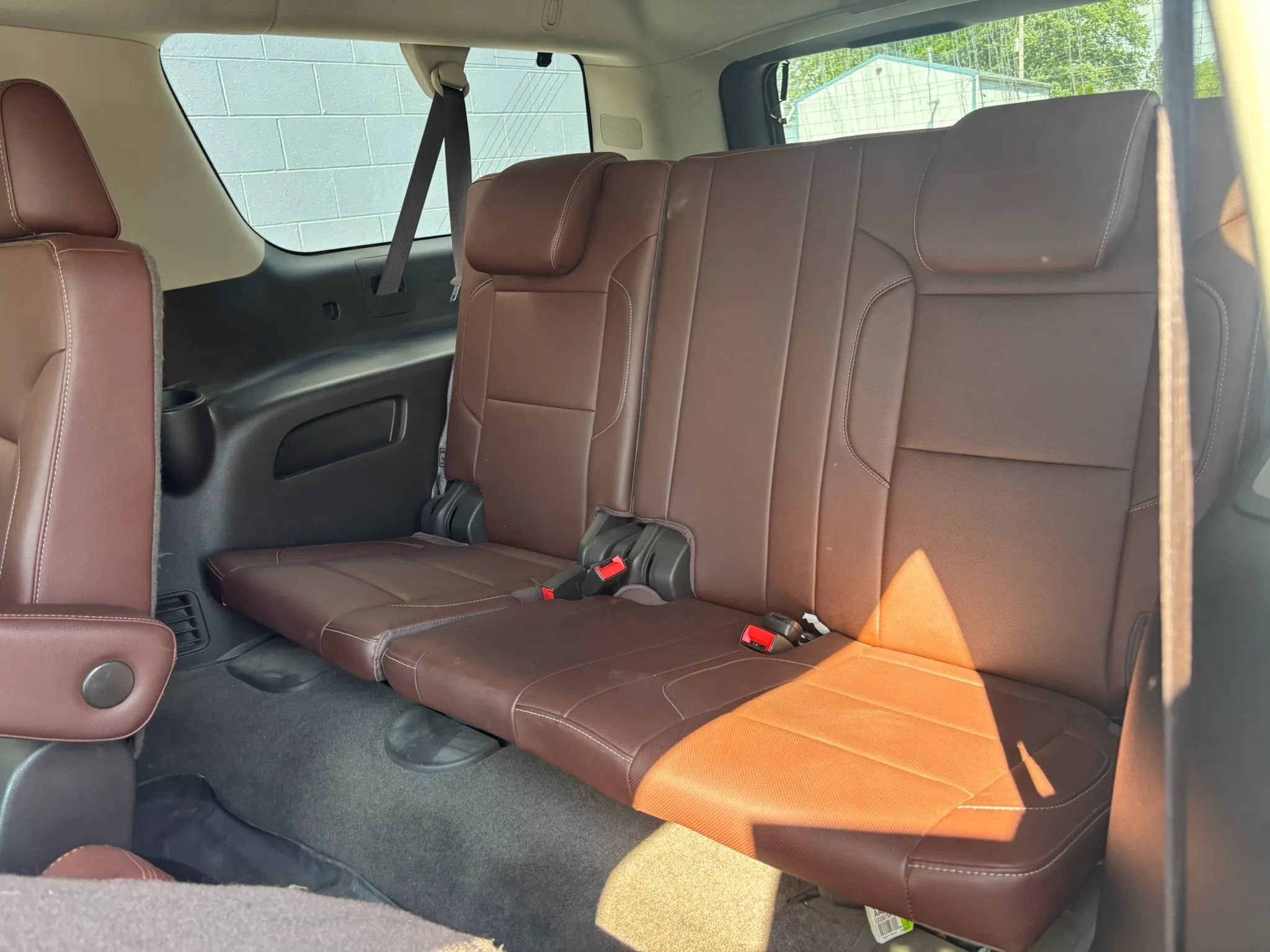 Used 2017 Chevrolet Suburban Premier AWD/4WD image 18