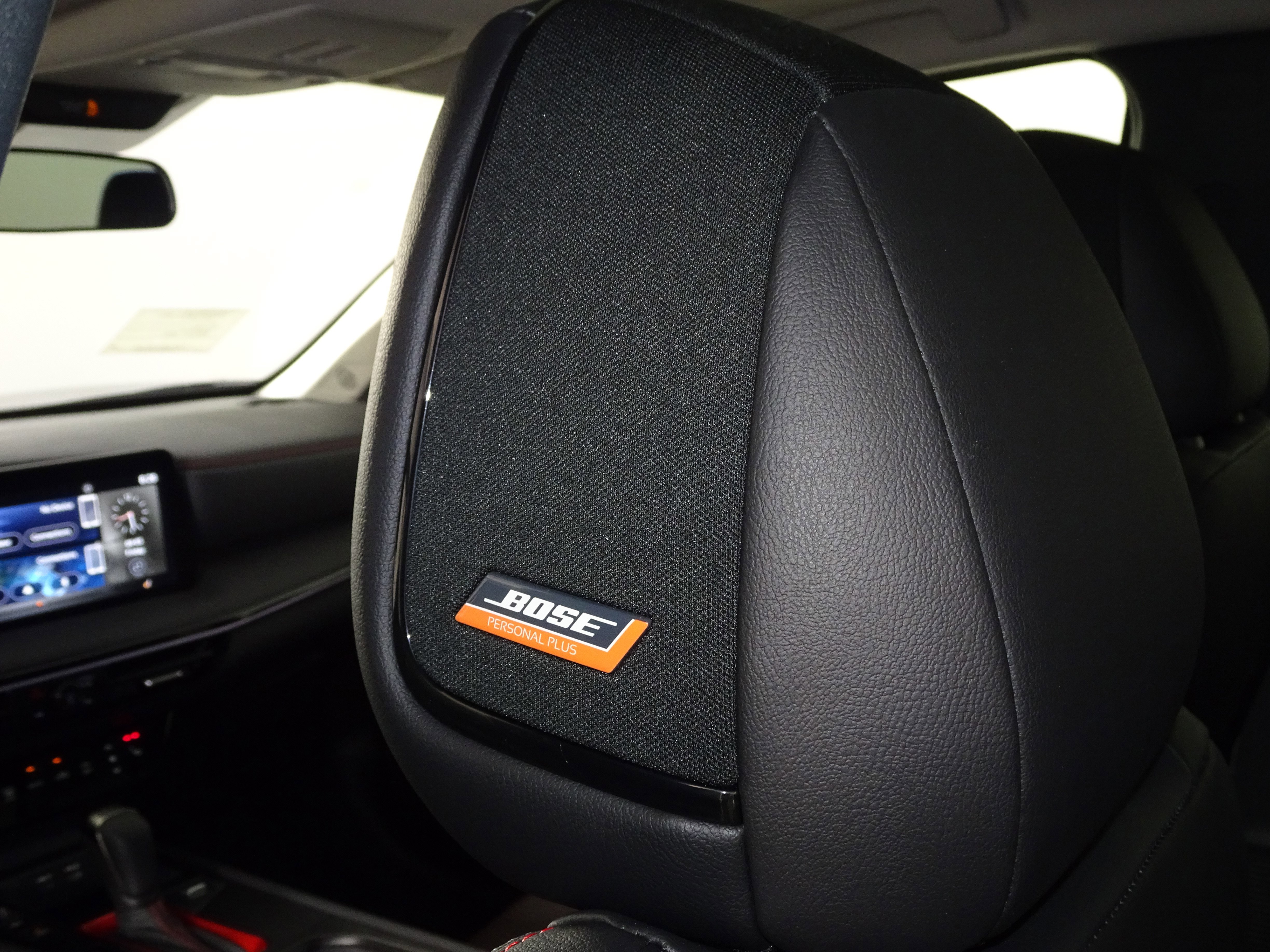 New 2025 Nissan Kicks SR w/ SR Premium Package image 33