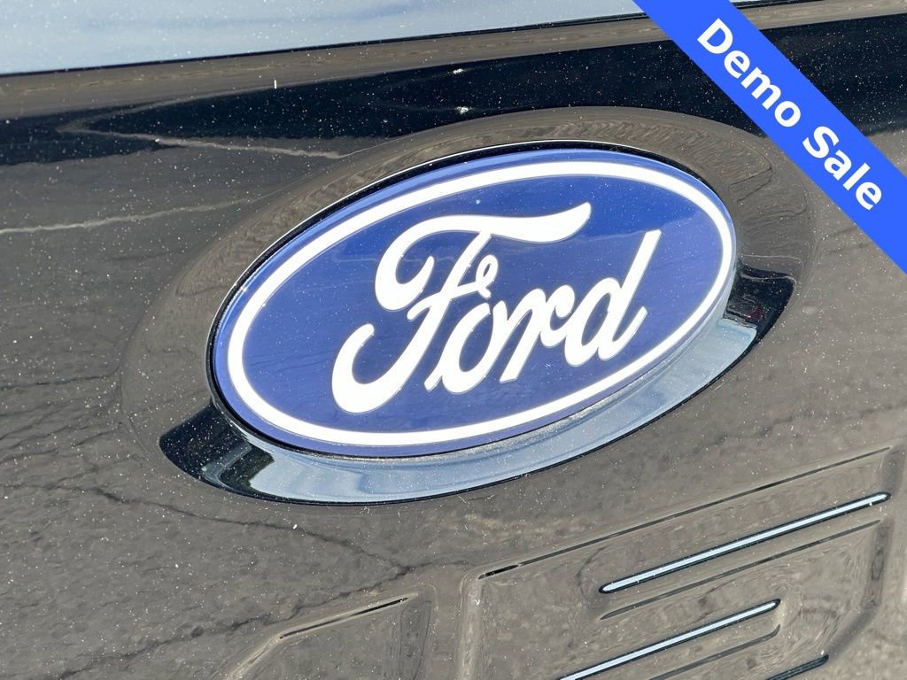 New 2025 Ford F150 XLT w/ Equipment Group 302A MID AWD/4WD image 27