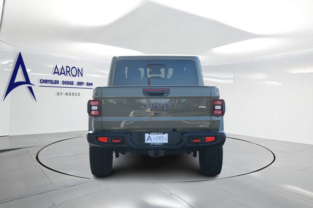 New 2026 Jeep Gladiator Rubicon w/ Steel Power Dome Hood Package AWD/4WD image 3