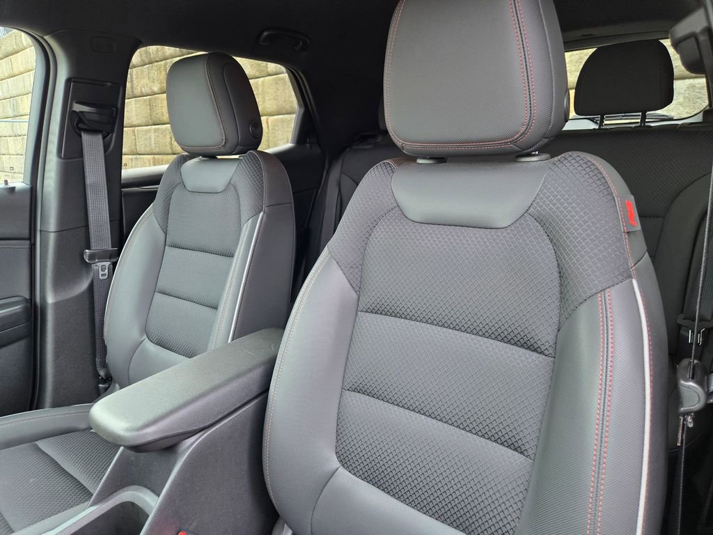 Used 2023 Chevrolet TrailBlazer RS image 31