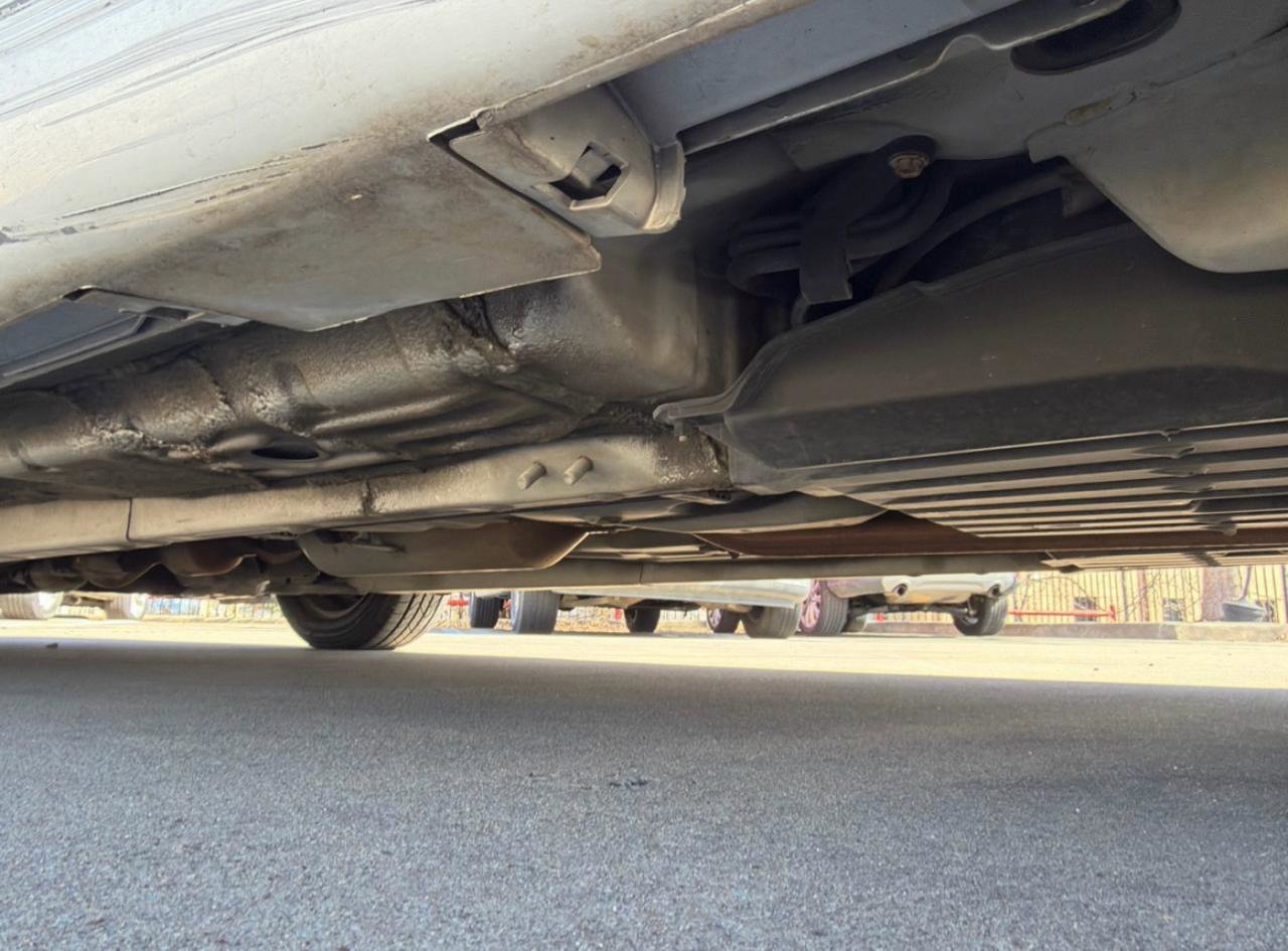 Used 2010 Toyota Camry image 29