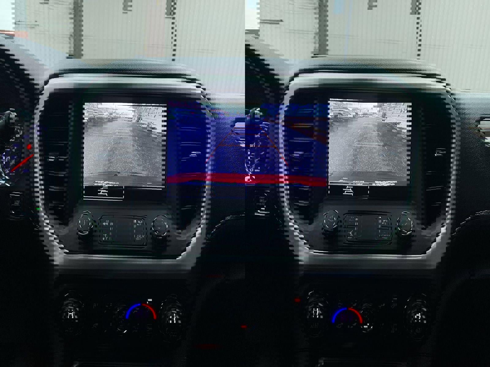 Certified 2023 GMC Acadia SLE w/ Driver Convenience Package image 6