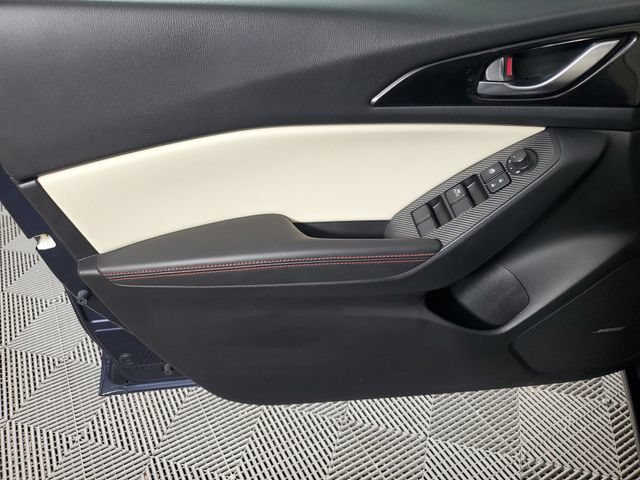 Used 2016 MAZDA MAZDA3 s Grand Touring FWD image 18