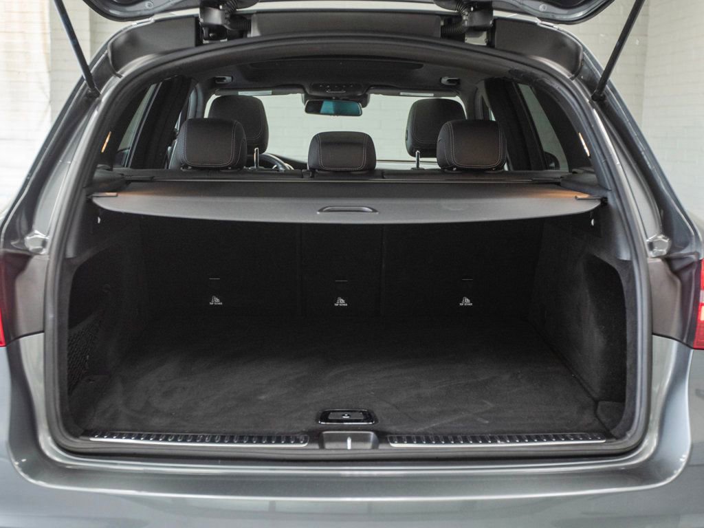 Used 2017 Mercedes-Benz GLC 300 4MATIC image 29