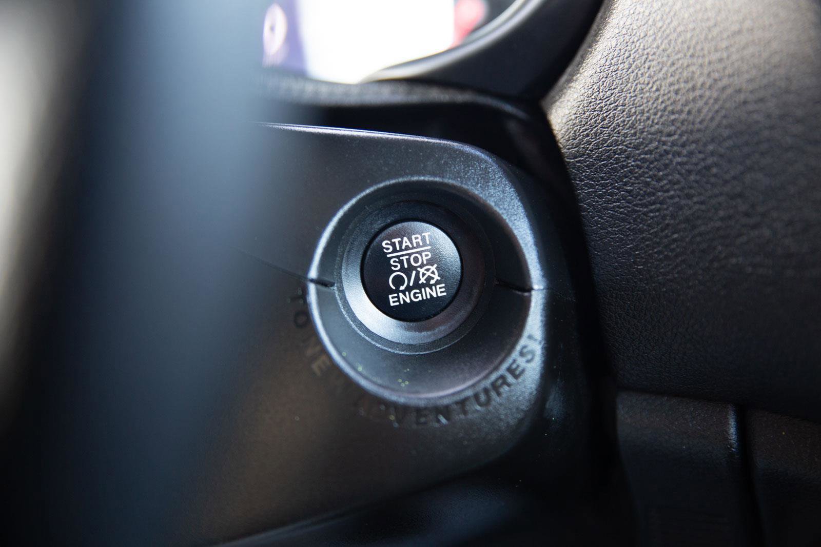 Used 2020 Jeep Renegade Sport w/ Sport Appearance Group image 14