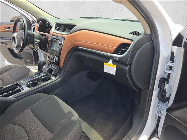 Used 2016 Chevrolet Traverse LT FWD image 22