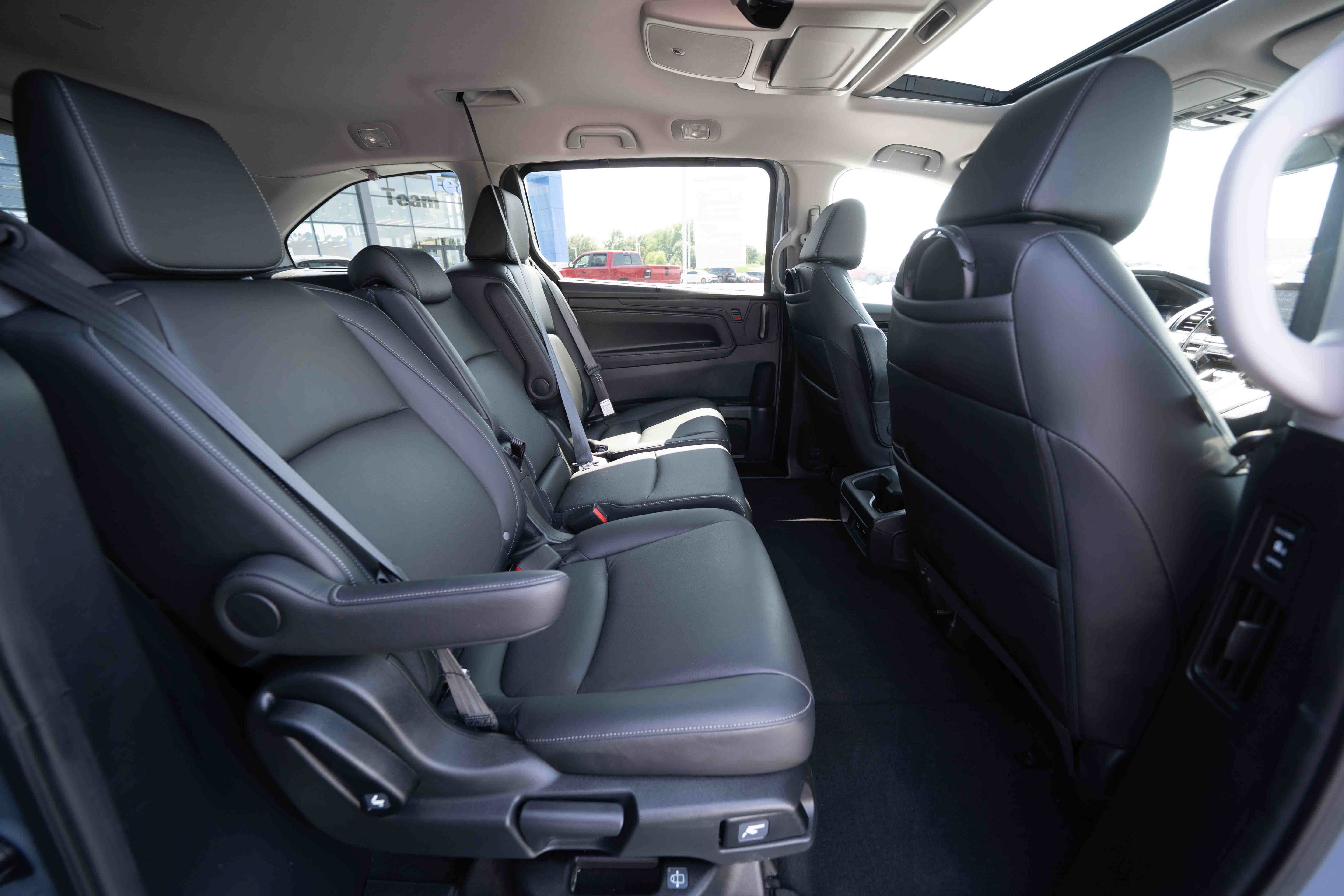 Used 2023 Honda Odyssey Touring image 26
