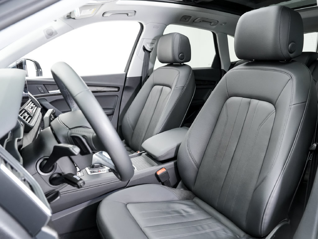 Used 2020 Audi Q5 e Premium Plus w/ Premium Plus Package AWD/4WD image 5