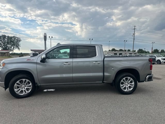 Used 2023 Chevrolet Silverado 1500 LTZ w/ Technology Package AWD/4WD image 28