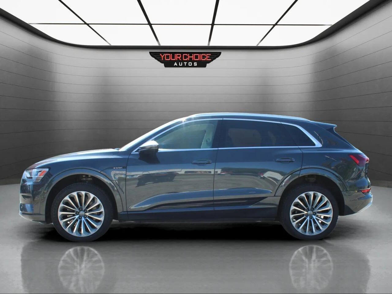 Used 2019 Audi e-tron Prestige image 8