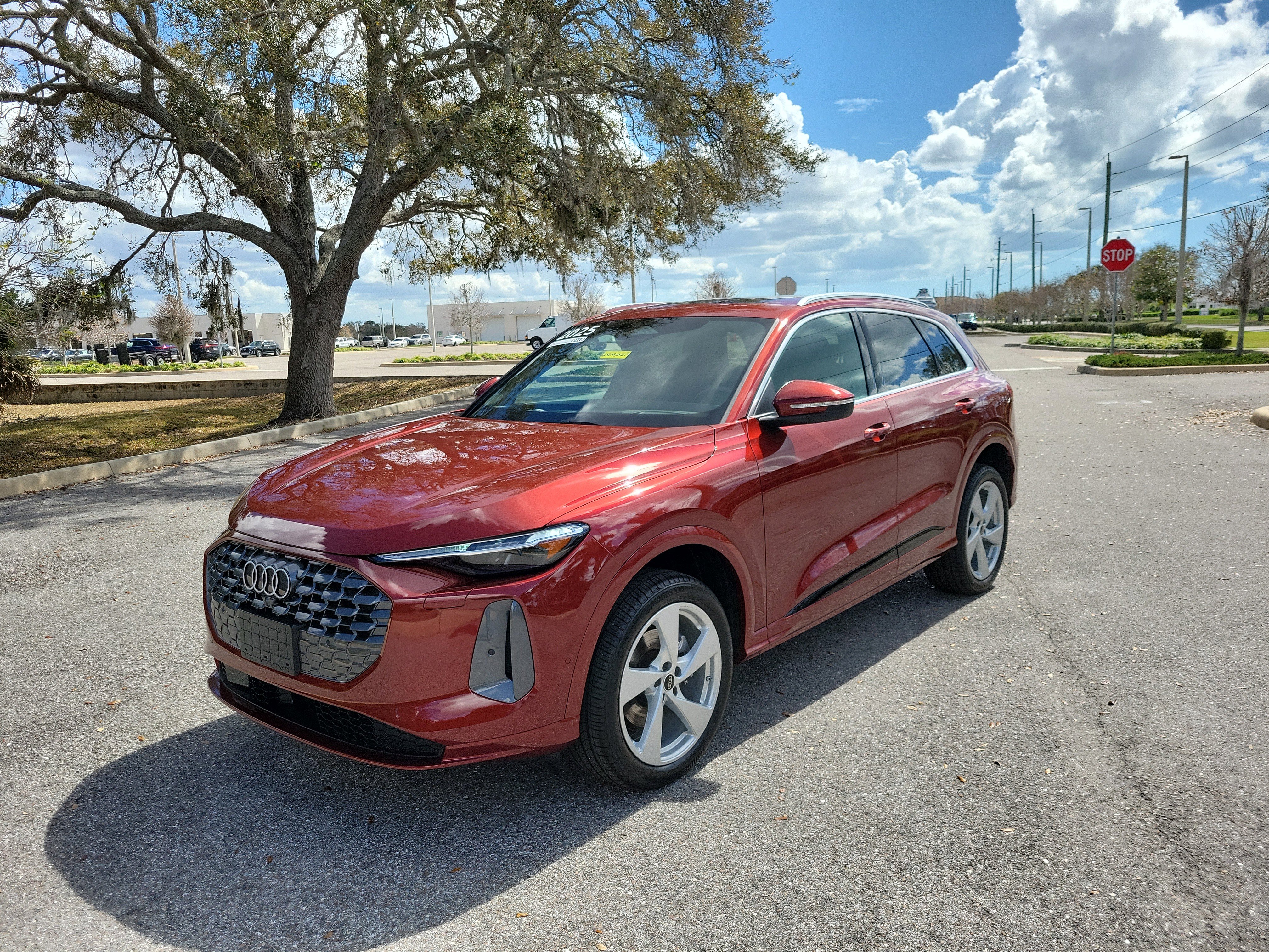 Certified 2025 Audi Q5 Premium Plus w/ Premium Plus image 8
