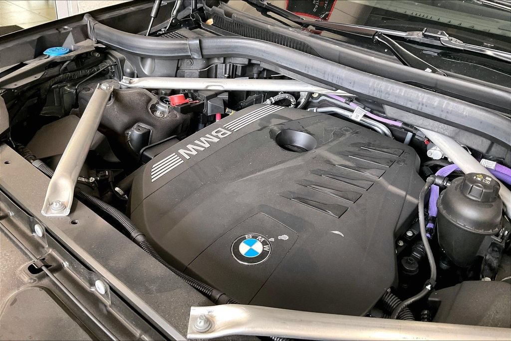 Used 2026 BMW X7 xDrive40i AWD/4WD image 29