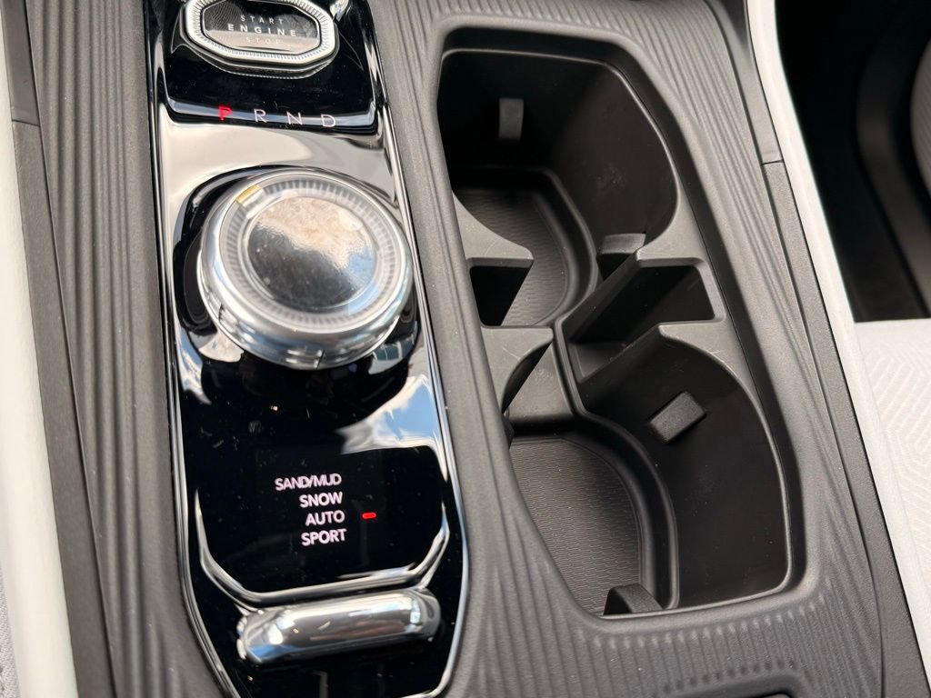 New 2026 Jeep Cherokee Laredo image 16