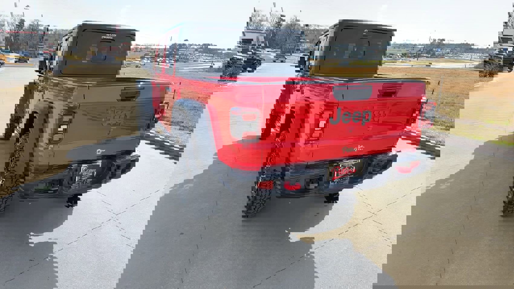 Used 2024 Jeep Gladiator Rubicon w/ Safety Group image 6