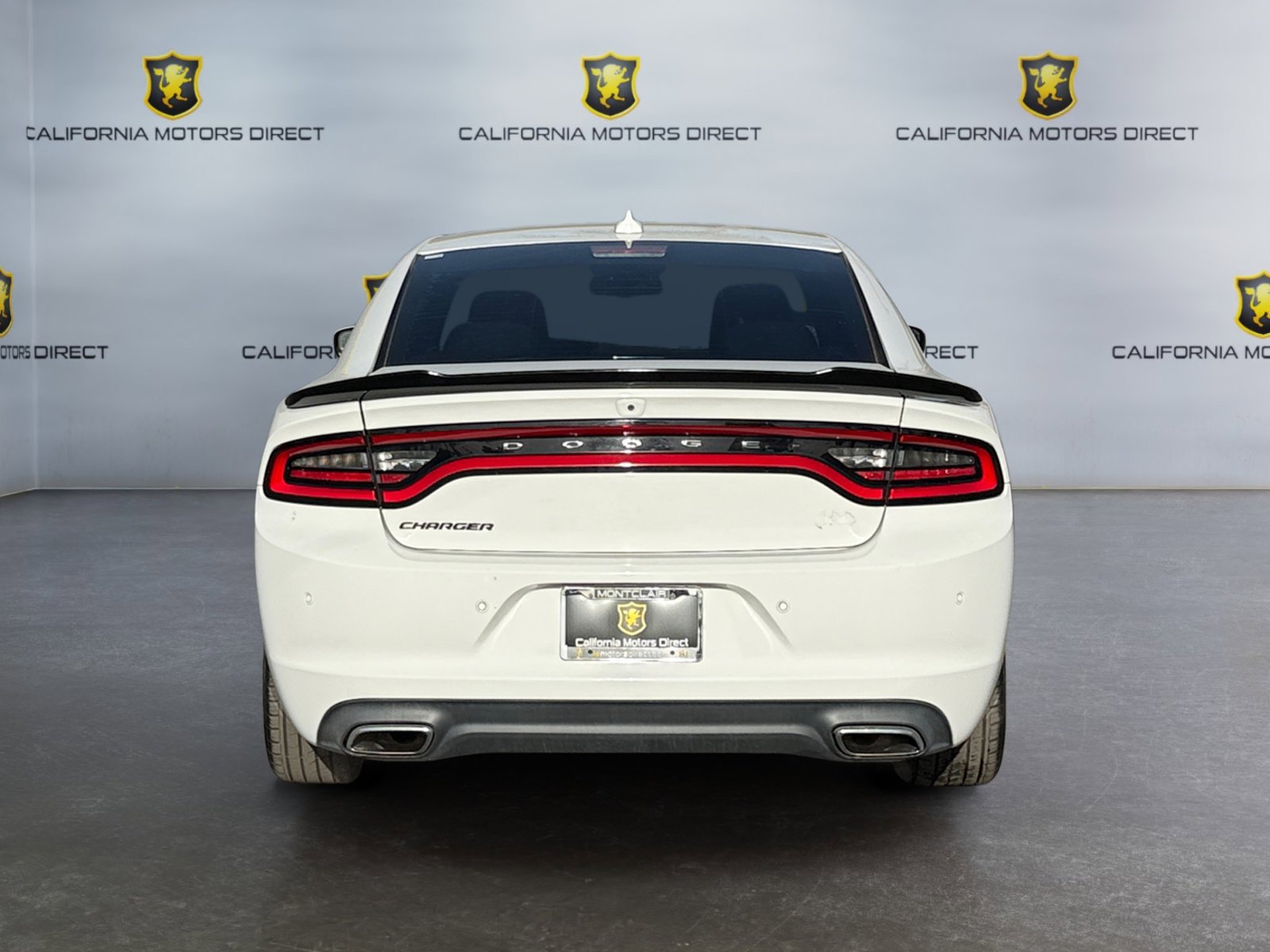 Used 2018 Dodge Charger SXT Plus w/ Driver Confidence Group image 4