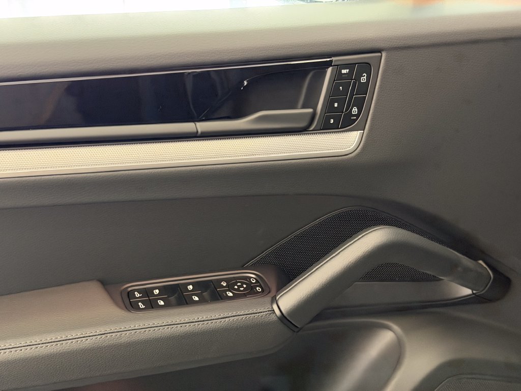 New 2026 Porsche Cayenne S AWD/4WD image 14