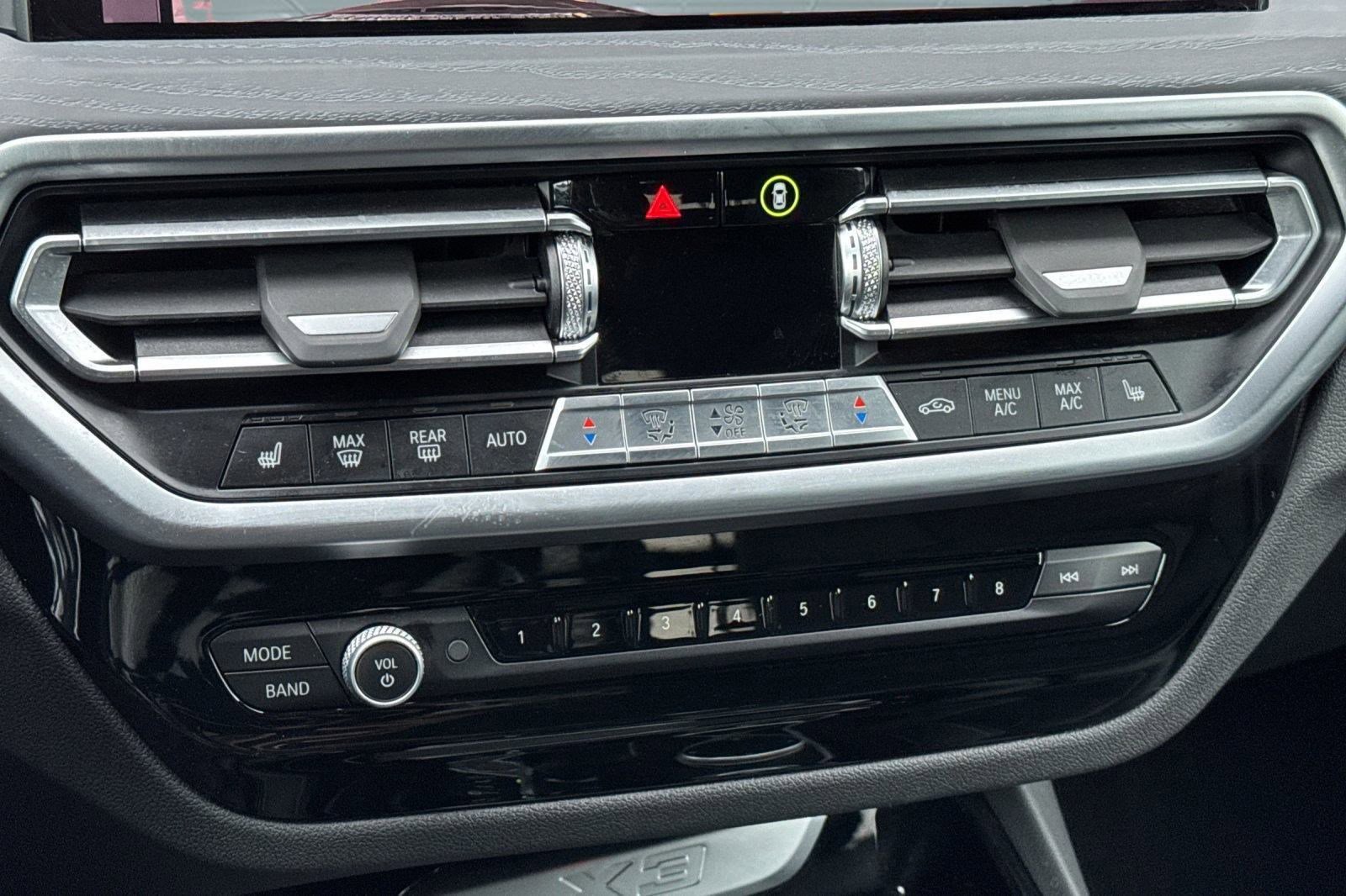 Certified 2023 BMW X3 xDrive30i w/ Premium Package image 18