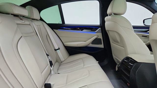 Used 2023 BMW 540i w/ M Sport Package image 24