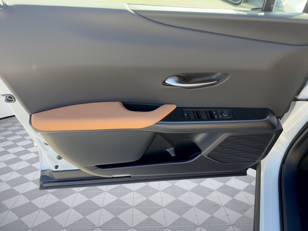 New 2026 Lexus UX 300h FWD w/ Accessory Package (Z1) image 14