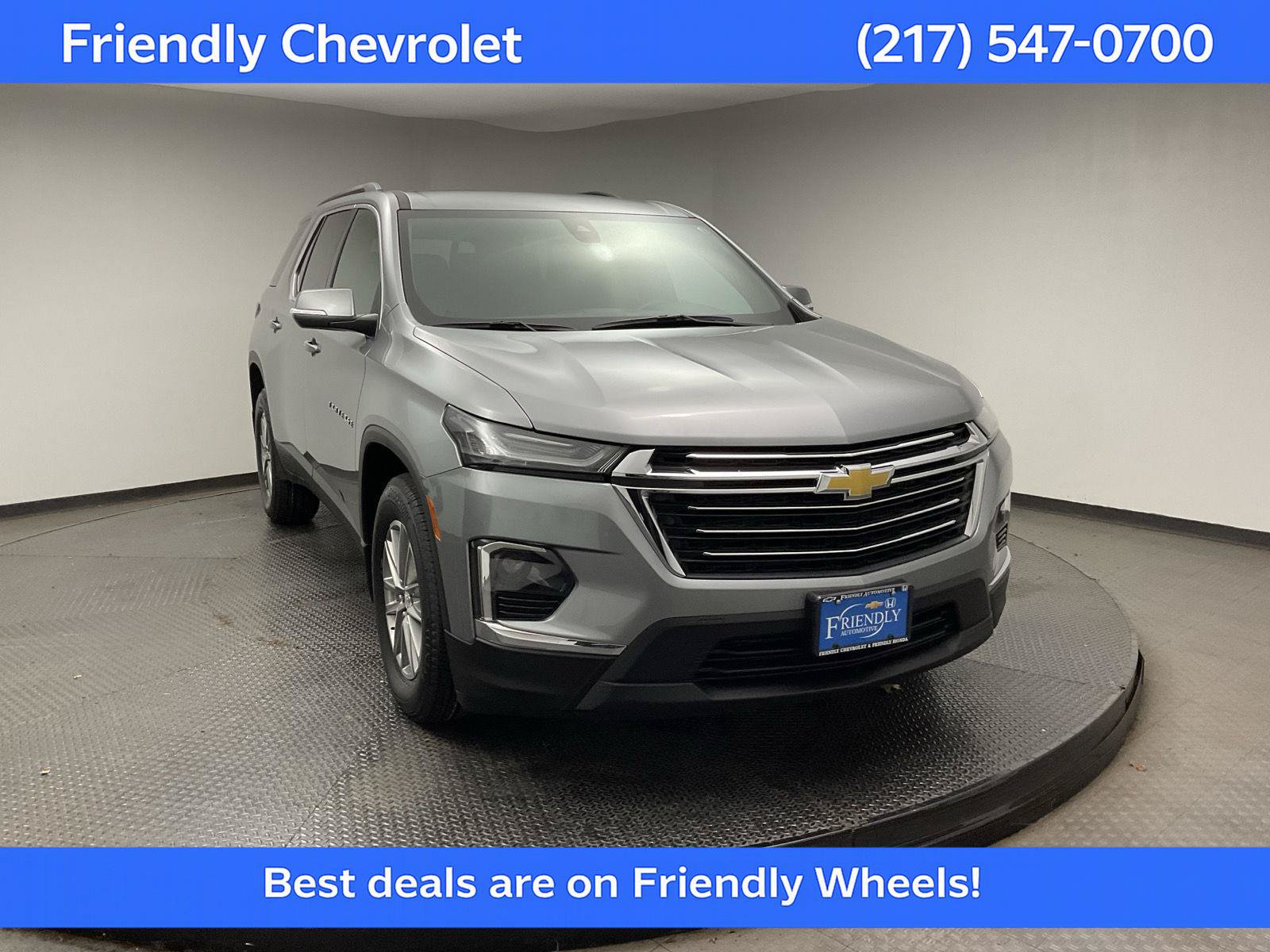 Certified 2023 Chevrolet Traverse LT FWD image 1