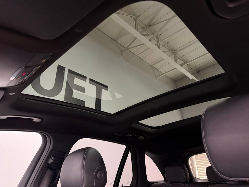 Used 2022 Mercedes-Benz GLC 300 4MATIC image 19