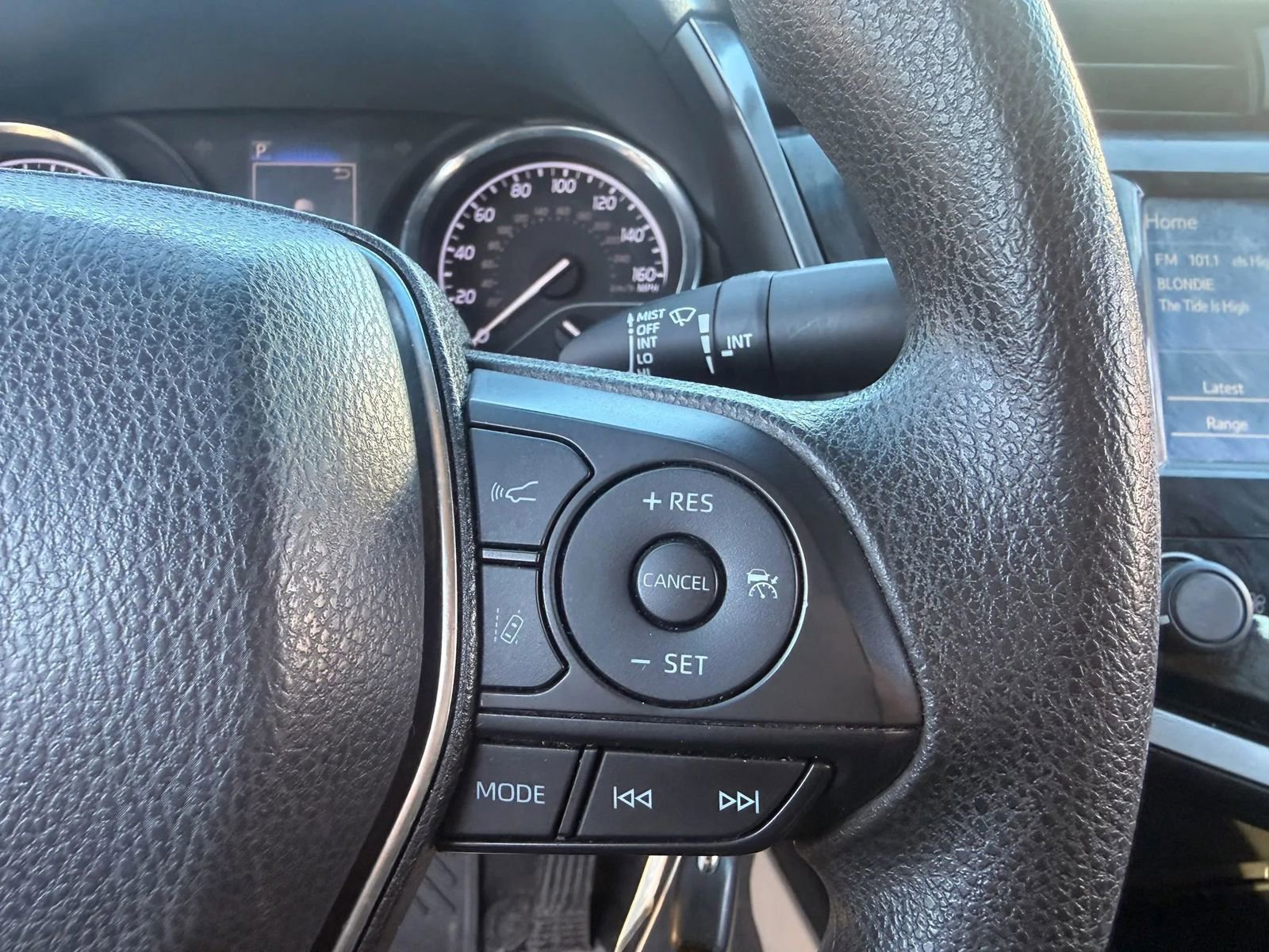 Used 2018 Toyota Camry LE w/ Protection Package (Q2) FWD image 17