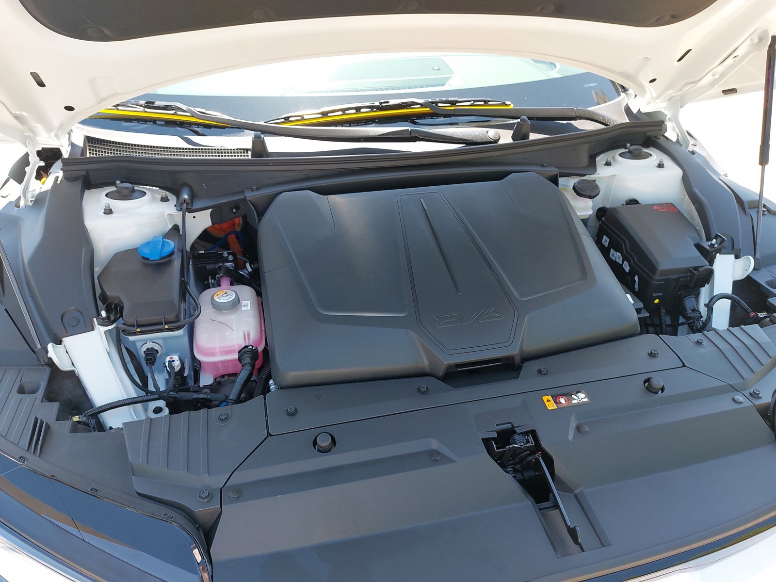 New 2025 Kia EV6 Light w/ Light LR Technology Package image 30