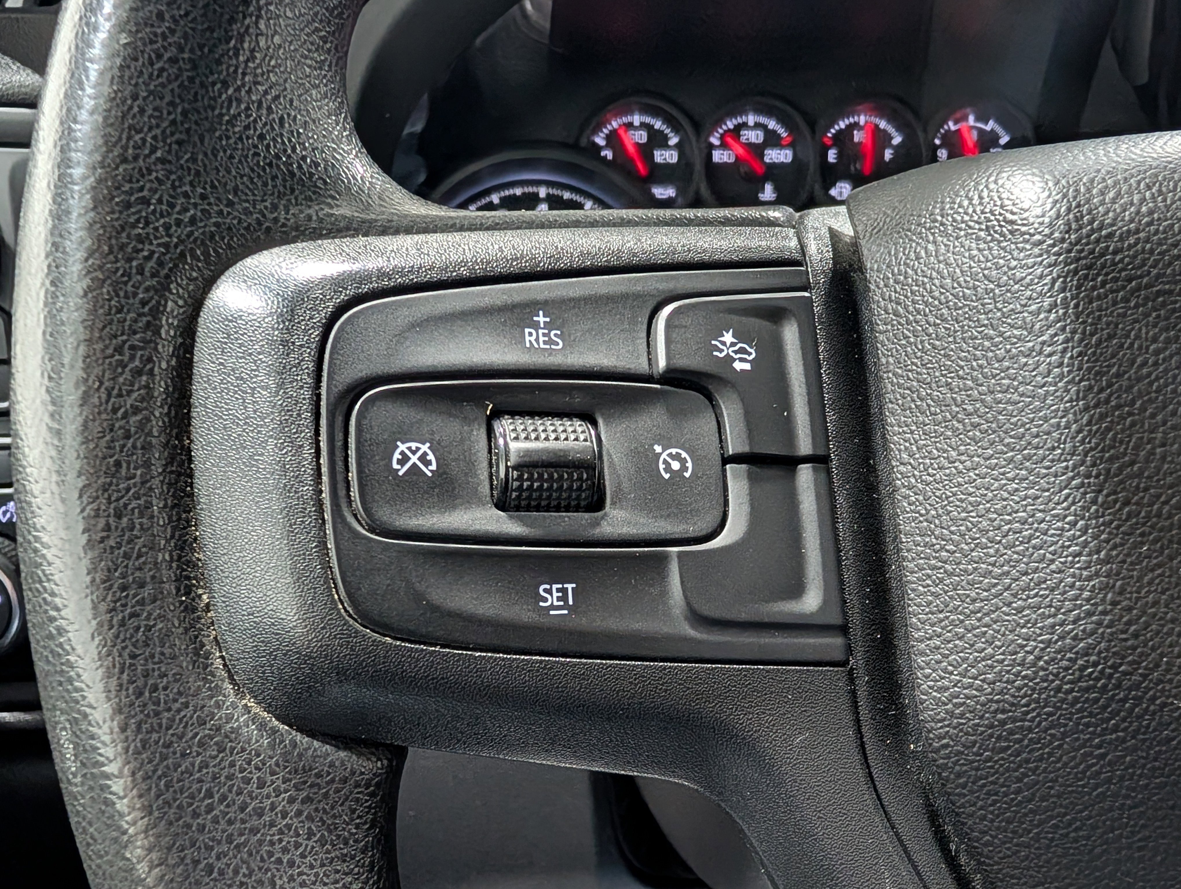 Used 2024 Chevrolet Silverado 1500 Custom image 22